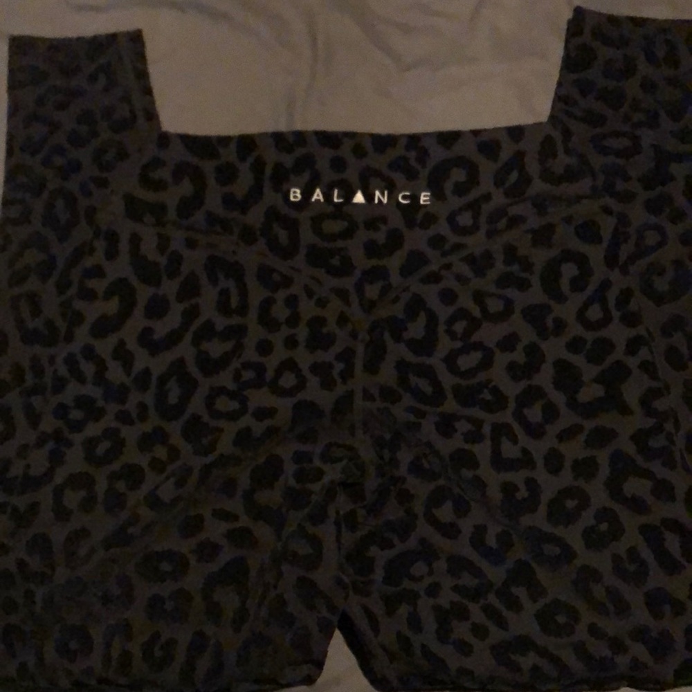Balance athletica the lux pant panther